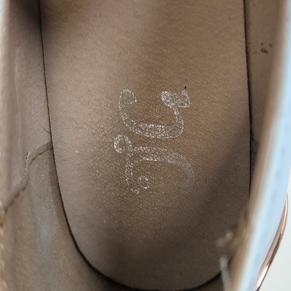 Journee Collection Gloria Women's Loafer (Size 8.5) Rose Gold/White - Picture 7 of 11